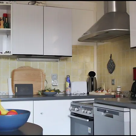 Apartament Ideal 100 M From The Sea